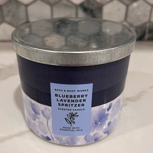 Brand New Bath & Body Works Blueberry Lavender Spritzer 3 Wick Candle